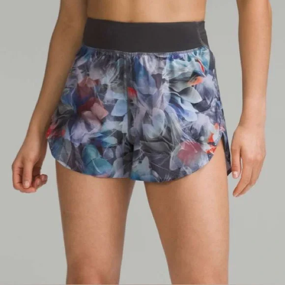 Lululemon Fast and Free Reflective High-Rise Classic-Fit Short 3" - Picture 1 of 8